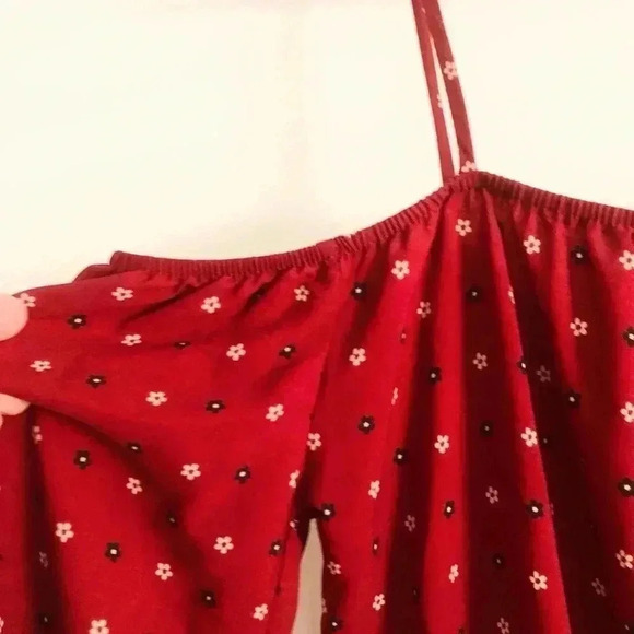 Charlotte Russe Paisley print off or on shoulder long sleeve Jumpsuit Romper - Picture 8 of 14